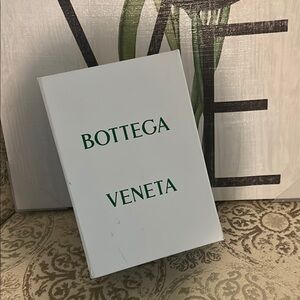 Bottega Veneta White AirPod Case